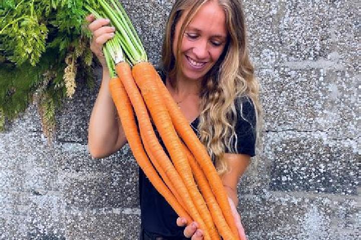 Mila, 20 — Escort in Almolonga, Guatemala