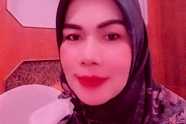 Mila, 20 — Escort in Bangko, Indonesia