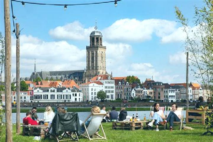 Mila, 20 — Escort in Deventer, Netherlands