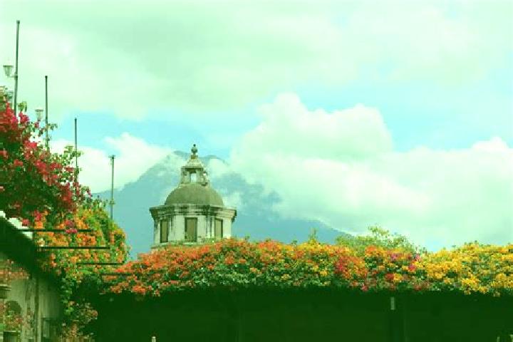 Mila, 20 — Escort in Dolores, Guatemala