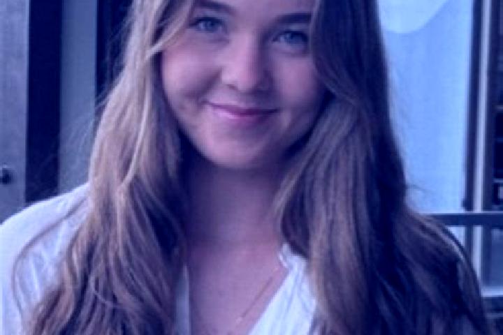 Mila, 20 — Escort in Griffin, Australia