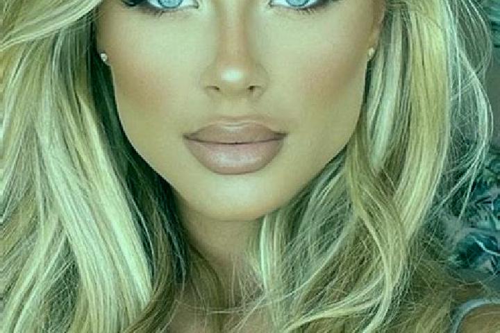 Mila, 21, a blonde blue-eyed latina companion based in Ponzano. Offering 69, Overnight, Duos. Available for incall and outcall, day and evening dates.