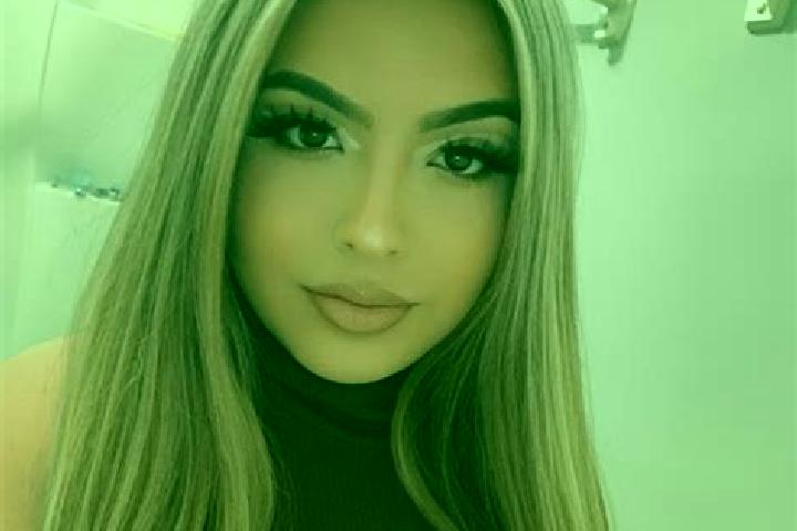 Mila, 21, a blonde hazel-eyed latina companion based in Giumarra. Offering Party Girl, CIM, A-Level, Domination, Dinner Date. Available for incall and outcal...