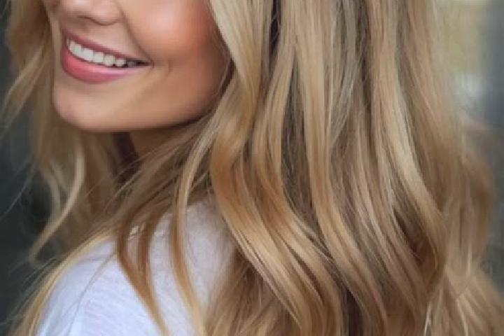 Mila, 21, a dark blonde hazel-eyed slavic companion based in Witzmannsberg. Offering Travel Companion, GFE, Dinner Date, 69. Available for incall and outcall...