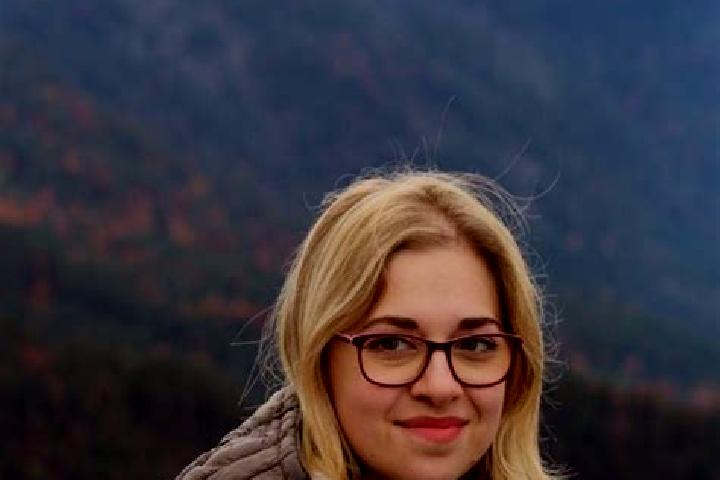 Mila, 21 — Escort in Dolina, Romania