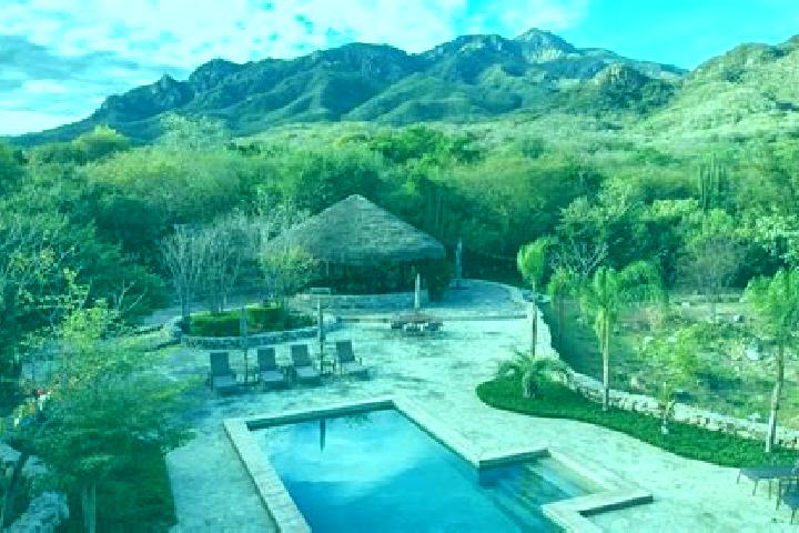 Mila, 21 — Escort in El Pedregal de Guadalupe Hidalgo, Mexico