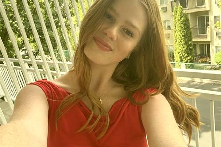 Mila, 21 — Escort in Haviland, United States