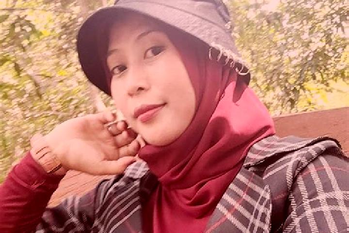 Mila, 21 — Escort in Sumbermanjing Kulon, Indonesia