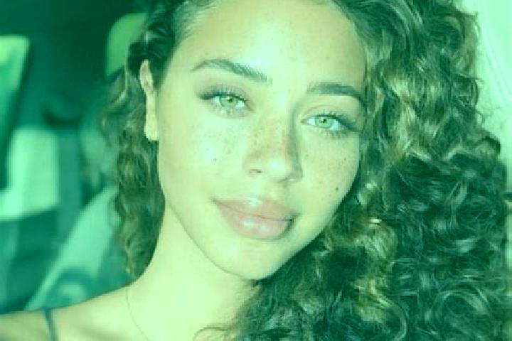 Mila, 22, a black hazel-eyed ebony companion based in Mibu. Offering GFE, Erotic Massage, Duos, 69. Available for incall and outcall, day and evening dates.