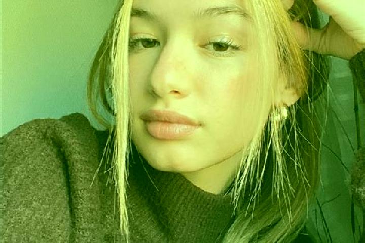 Mila, 22, a blonde brown-eyed caucasian companion based in Ostringen. Offering Prostate Massage, Travel Companion, OWO. Available for incall and outcall, day...