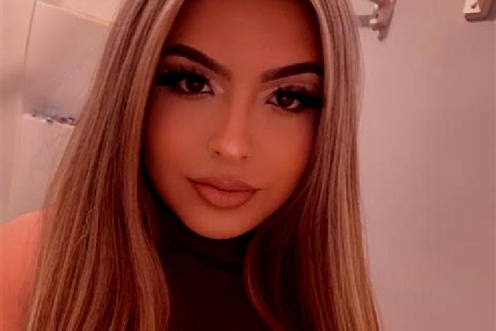 Mila, 22, a blonde grey-eyed latina companion based in Hinjilicut. Offering Deep French Kissing, Striptease, Domination. Available for incall and outcall, da...