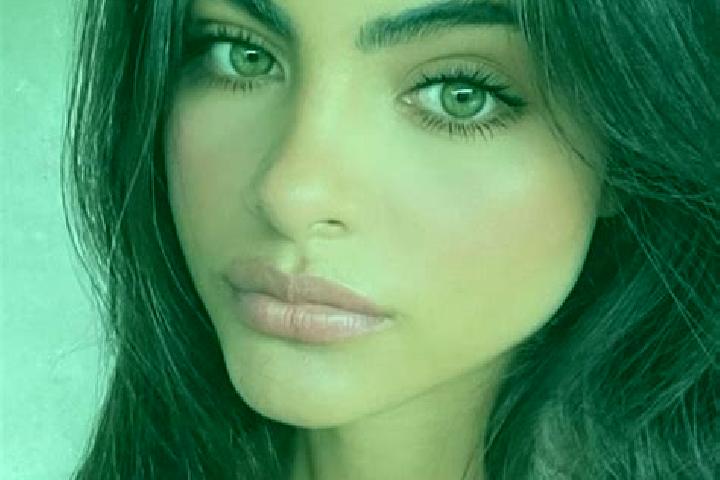 Mila, 22, a dark blonde green-eyed indian companion based in San Francisco el Rincon. Offering Striptease, Overnight, Domination. Available for incall and ou...