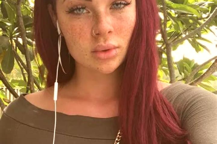 Mila, 22, a red amber-eyed middle eastern companion based in San Giusto Canavese. Offering Couples, Duos, Tantra. Available for incall and outcall, day and e...