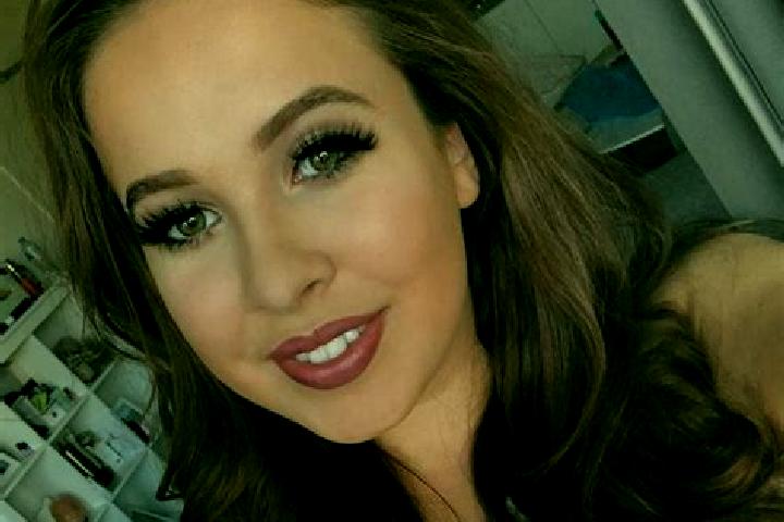 Mila, 22, a red grey-eyed mixed companion based in San Patricio. Offering Dinner Date, A-Level, Girlfriend Experience, Roleplay, Erotic Massage. Available fo...