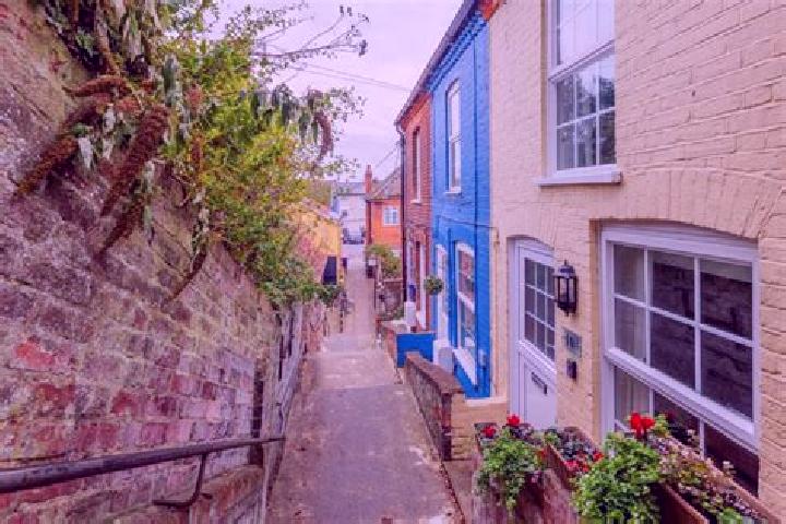 Mila, 22 — Escort in Aldeburgh, United Kingdom