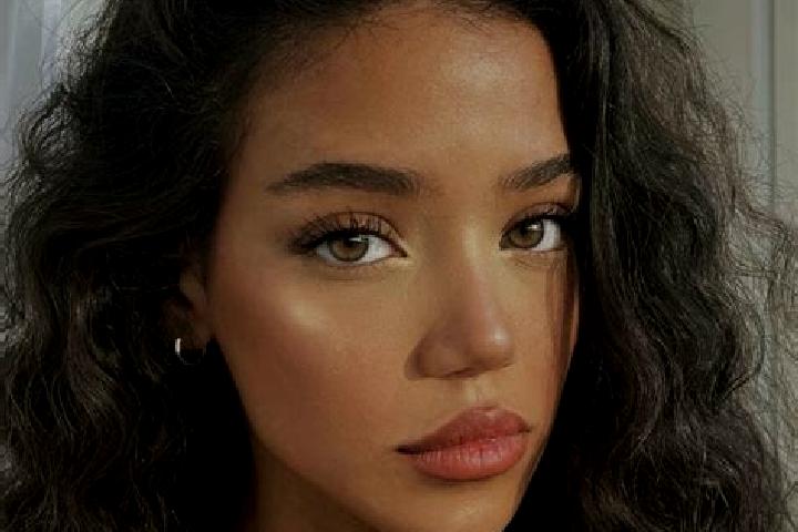 Mila, 23, a black brown-eyed mixed companion based in Teugn. Offering Couples, CIM, BDSM. Available for incall and outcall, overnight bookings available.