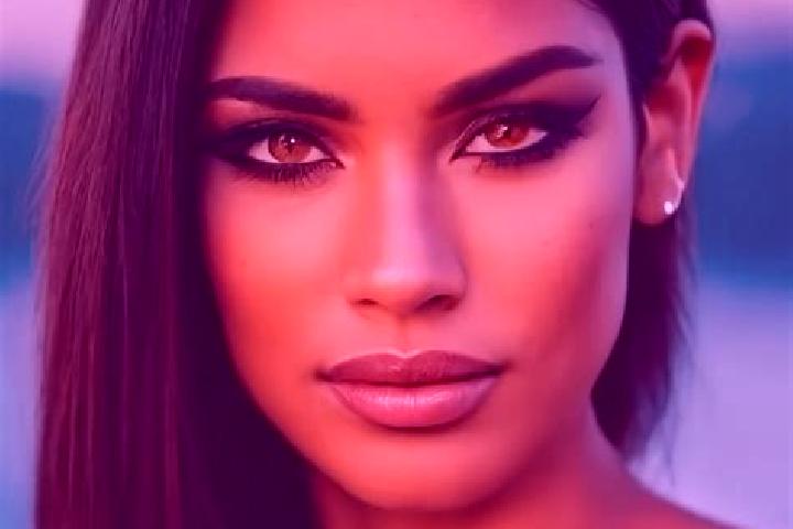 Mila, 23, a black dark-eyed latina companion based in Heyi. Offering Party Girl, BDSM, Massage, CIM. Available for incall and outcall, day and evening dates.