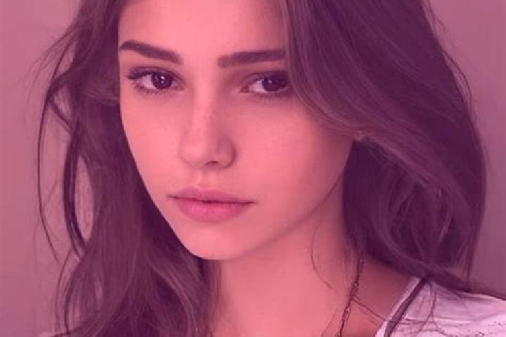 Mila, 23, a chestnut grey-eyed slavic companion based in San Pietro a Patierno. Offering 69, Couples, Prostate Massage. Available for incall and outcall, ove...