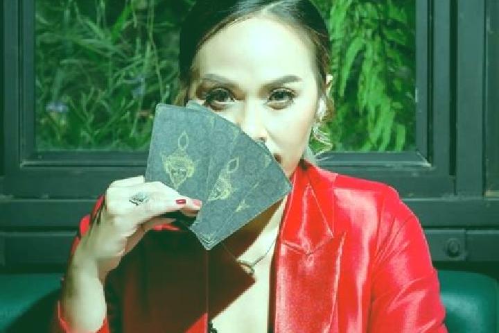 Mila, 23 — Escort in Bang Mun Nak, Thailand