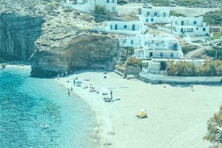 Mila, 23 — Escort in Folegandros, Greece
