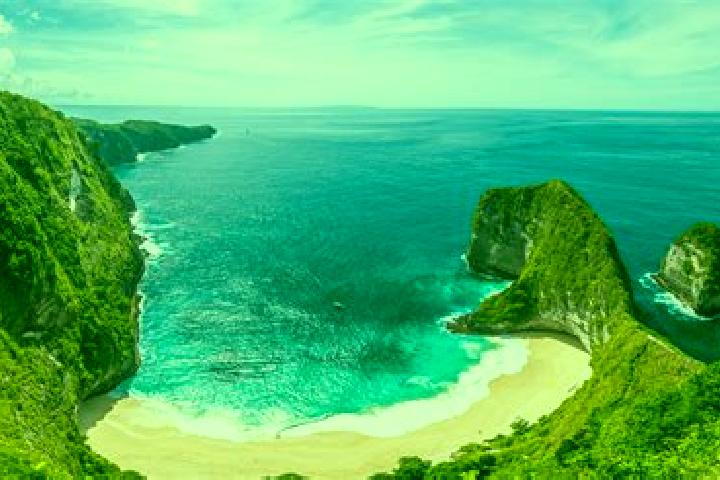 Mila, 23 — Escort in Kaleroang, Indonesia