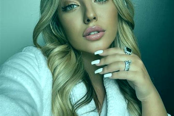 Mila, 23 — Escort in Miedzno, Poland
