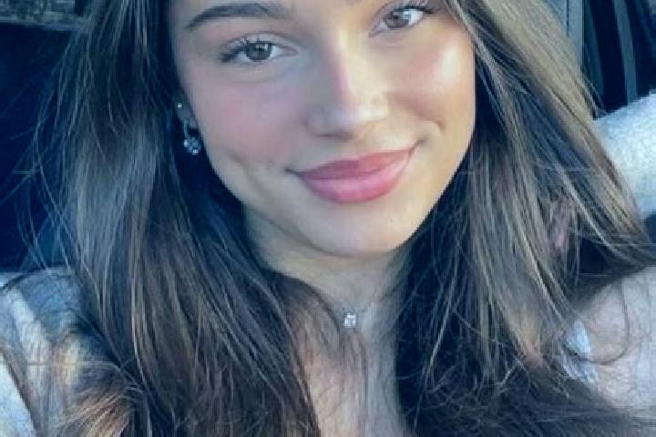 Mila, 24, a brunette hazel-eyed caribbean companion based in GJak Song. Offering A-Level, Prostate Massage, 69, Travel Companion. Available for incall and ou...