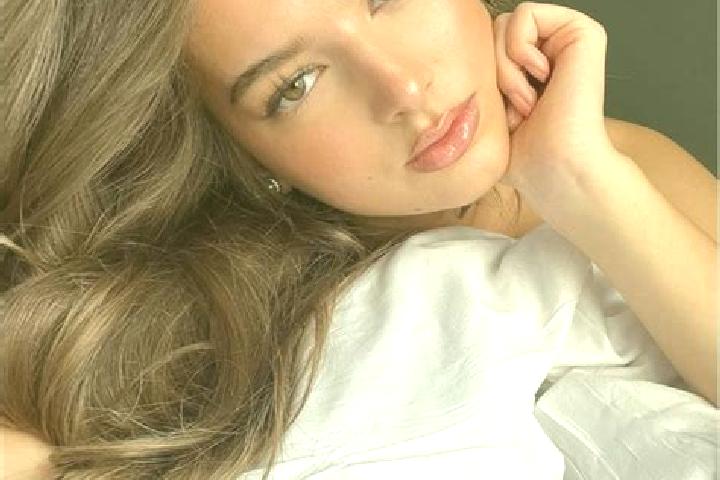 Mila, 24, a brunette hazel-eyed caribbean companion based in Sujangarh. Offering Prostate Massage, Duos, Deep French Kissing, CIM. Available for incall and o...