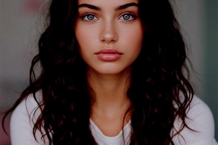 Mila, 24, a chestnut hazel-eyed mediterranean companion based in Village of ALAMRAH. Offering Roleplay, Massage, Travel Companion. Available for incall and o...