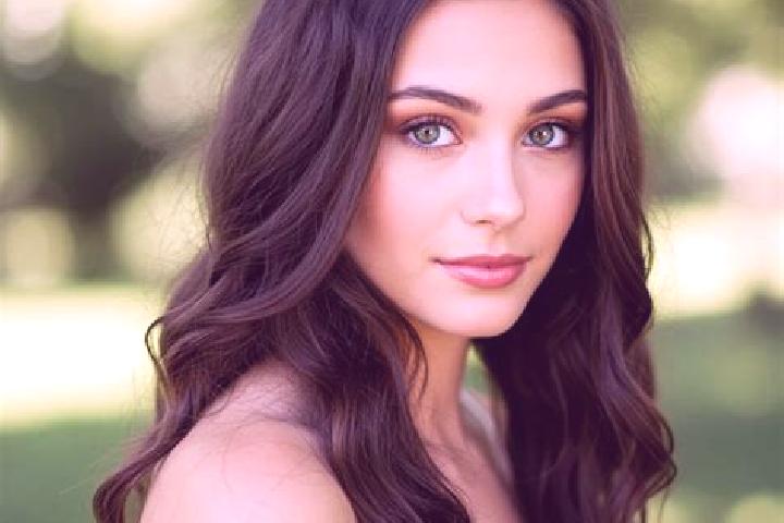Mila, 24, a dark blonde hazel-eyed indian companion based in Kaleybar. Offering Girlfriend Experience, Roleplay, 69, Overnight. Available for incall and outc...