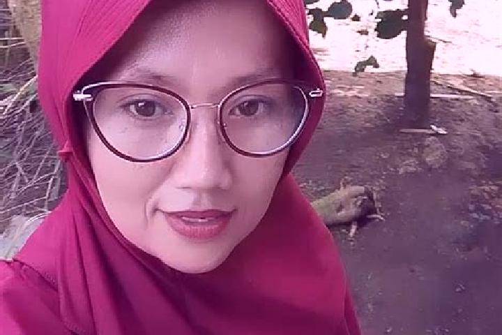 Mila, 24 — Escort in Kuripan, Indonesia