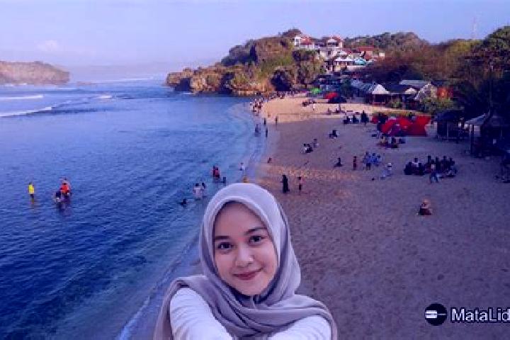 Mila, 24 — Escort in Ngepoh Kidul, Indonesia