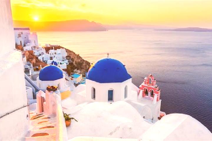 Mila, 24 — Escort in Paravola, Greece