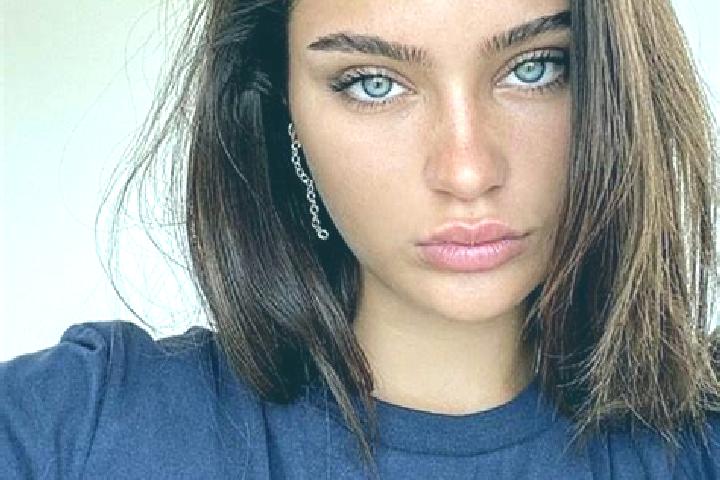 Mila, 25, a brunette dark-eyed european companion based in Bellefonte. Offering Deep French Kissing, Travel Companion, Roleplay, GFE, Party Girl. Available f...