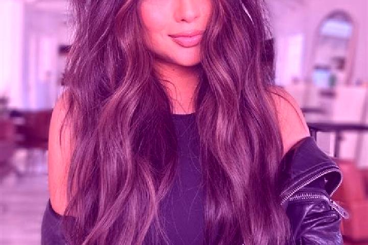Mila, 25, a brunette dark-eyed indian companion based in Mountain Gate. Offering Erotic Massage, Party Girl, Overnight, 69. Available for incall and outcall,...