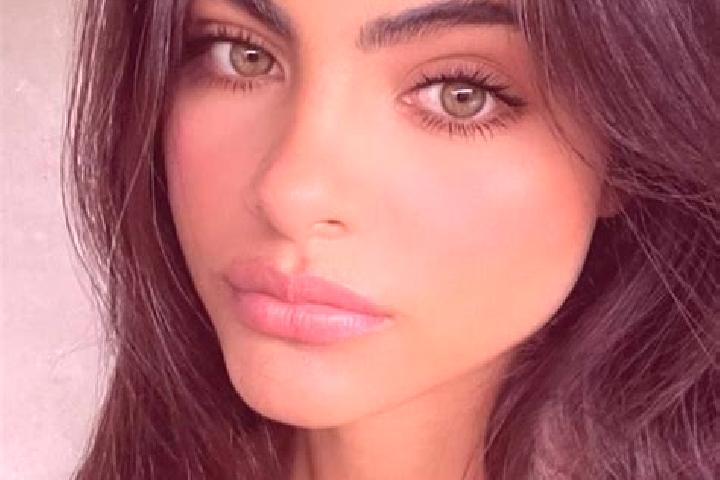 Mila, 25, a brunette green-eyed middle eastern companion based in Metsemotlhaba. Offering Massage, GFE, Party Girl. Available for incall and outcall, day and...
