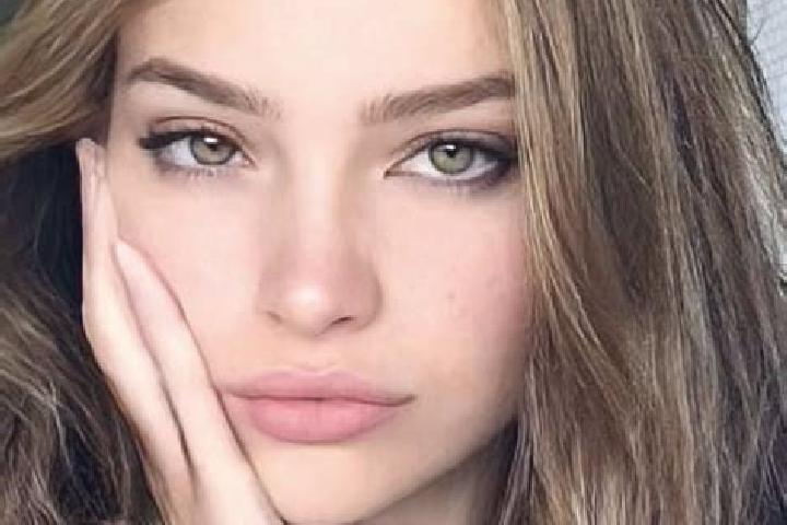 Mila, 25, a dark blonde hazel-eyed european companion based in Boenan. Offering GFE, Roleplay, CIM, Girlfriend Experience. Available for incall and outcall, ...