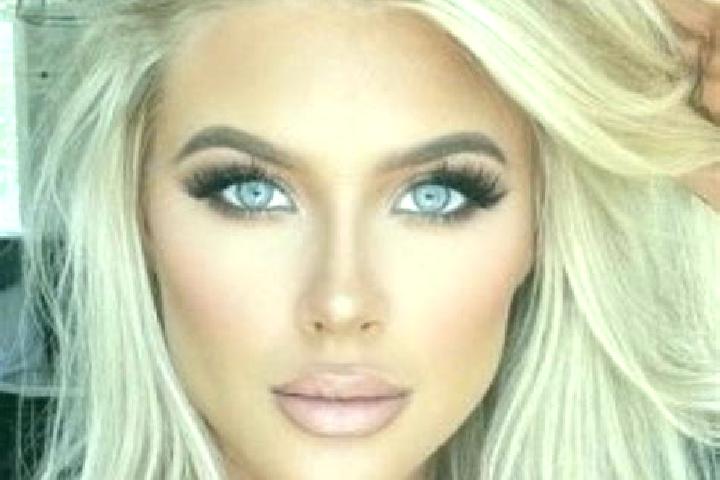 Mila, 25, a platinum blonde hazel-eyed latina companion based in Salinas del Manzano. Offering CIM, Deep French Kissing, Duos. Available for incall and outca...