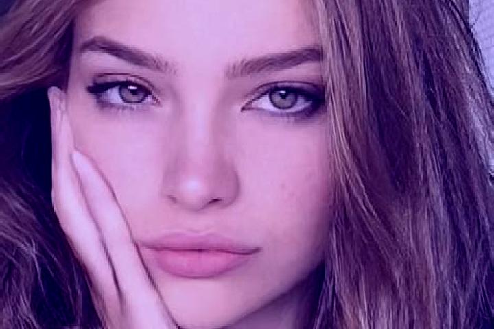 Mila, 25, a red hazel-eyed mediterranean companion based in Niedermoschel. Offering Travel Companion, Party Girl, GFE. Available for incall and outcall, day ...