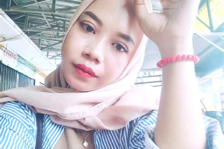 Mila, 25 — Escort in Bareng, Indonesia