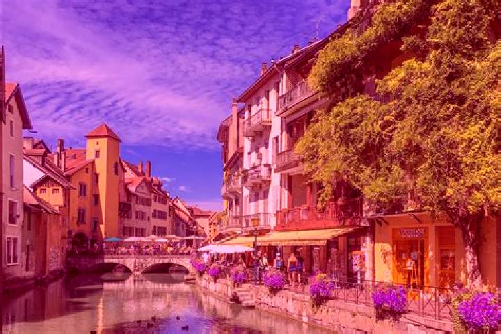 Mila, 25 — Escort in Solers, France