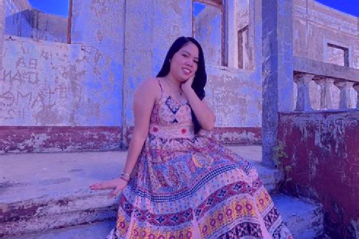 Mila, 25 — Escort in Tiris, Indonesia