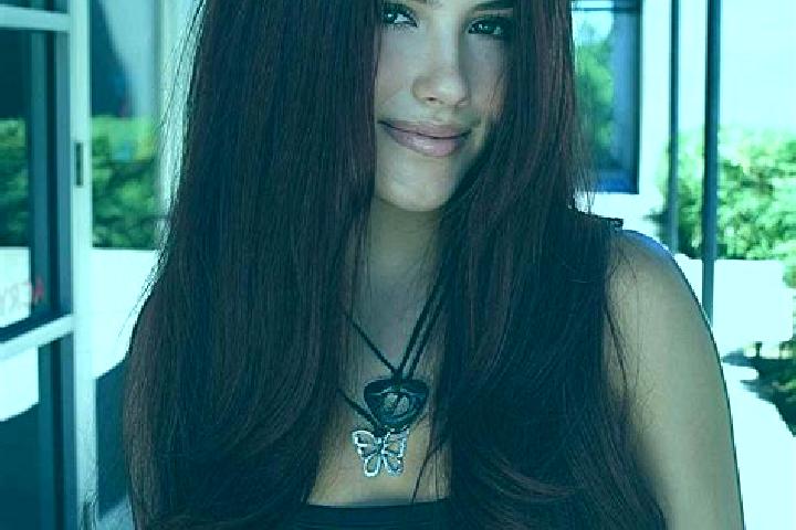 Mila, 26, a auburn dark-eyed mediterranean companion based in Borobia. Offering Dinner Date, Fetish, Striptease, A-Level, BDSM. Available for incall and outc...