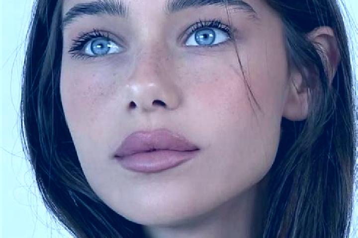 Mila, 26, a brunette brown-eyed caribbean companion based in Prinsenbeek. Offering Duos, GFE, OWO, Roleplay. Available for incall and outcall, day and evenin...