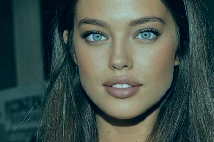 Mila, 26, a dark blonde green-eyed mediterranean companion based in Segula. Offering Tantra, Girlfriend Experience, A-Level. Available for incall and outcall...