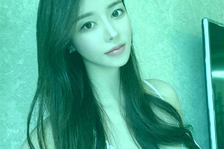 Mila, 26 — Escort in Chengtougu, China