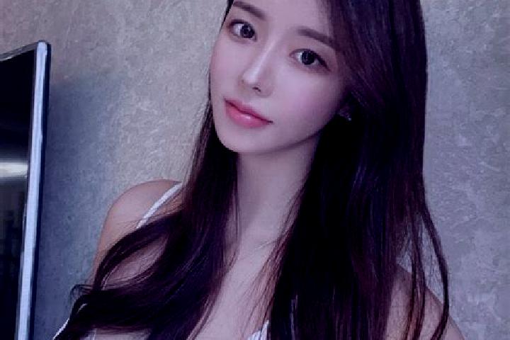 Mila, 26 — Escort in Jiaocun, China