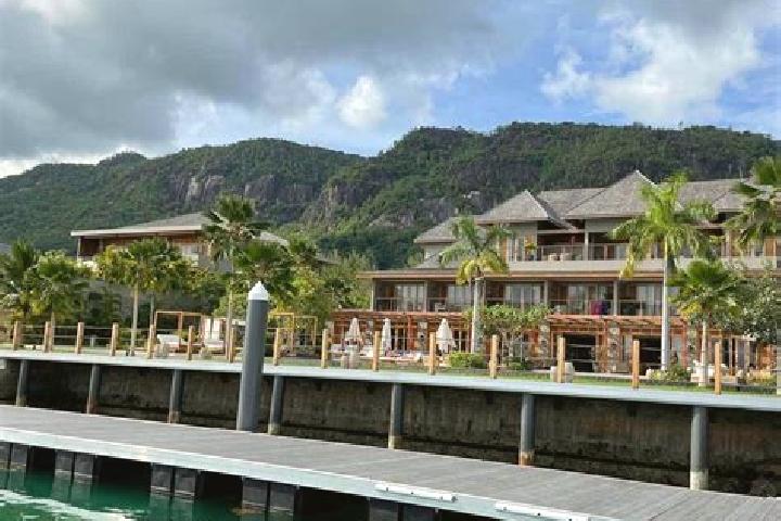 Mila, 26 — Escort in Roche Caiman, Seychelles