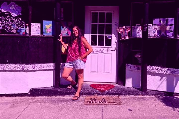 Mila, 26 — Escort in Shaw Heights, United States