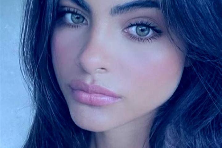 Mila, 27, a auburn amber-eyed indian companion based in Bancroft. Offering OWO, Girlfriend Experience, GFE. Available for incall and outcall, day and evening...